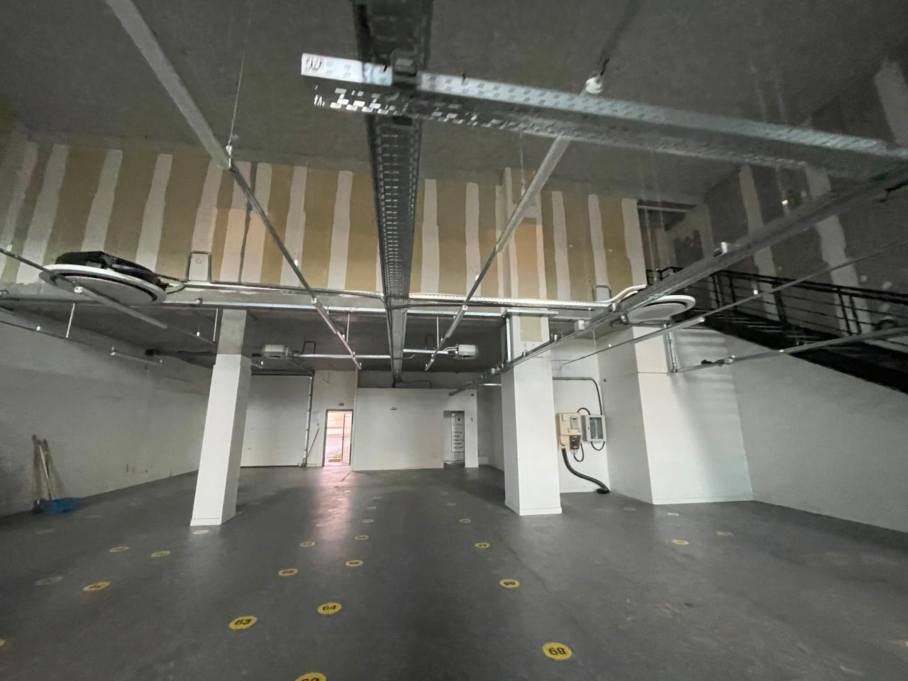 Local d'activité Lyon 408m² Location local d'activité Lyon Rhône OLACT2529054 4